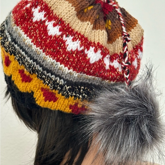 Hand Knits 2 Love Slouch Beanie Hat Hearts Valentine Faux Fur Pom Pom Designer